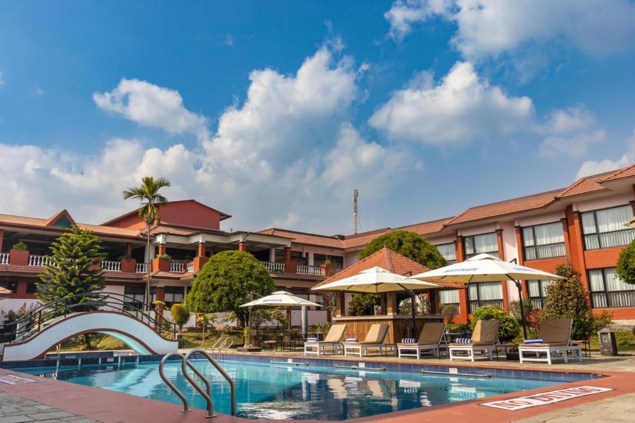 Hotel Pokhara Grande Luaran gambar