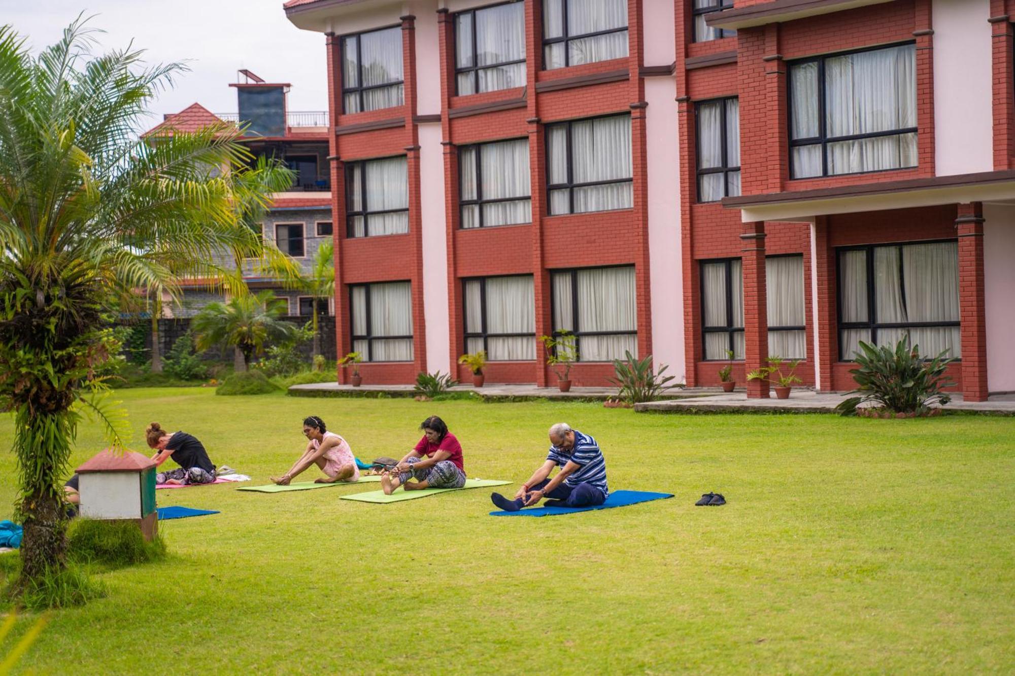 Hotel Pokhara Grande Luaran gambar